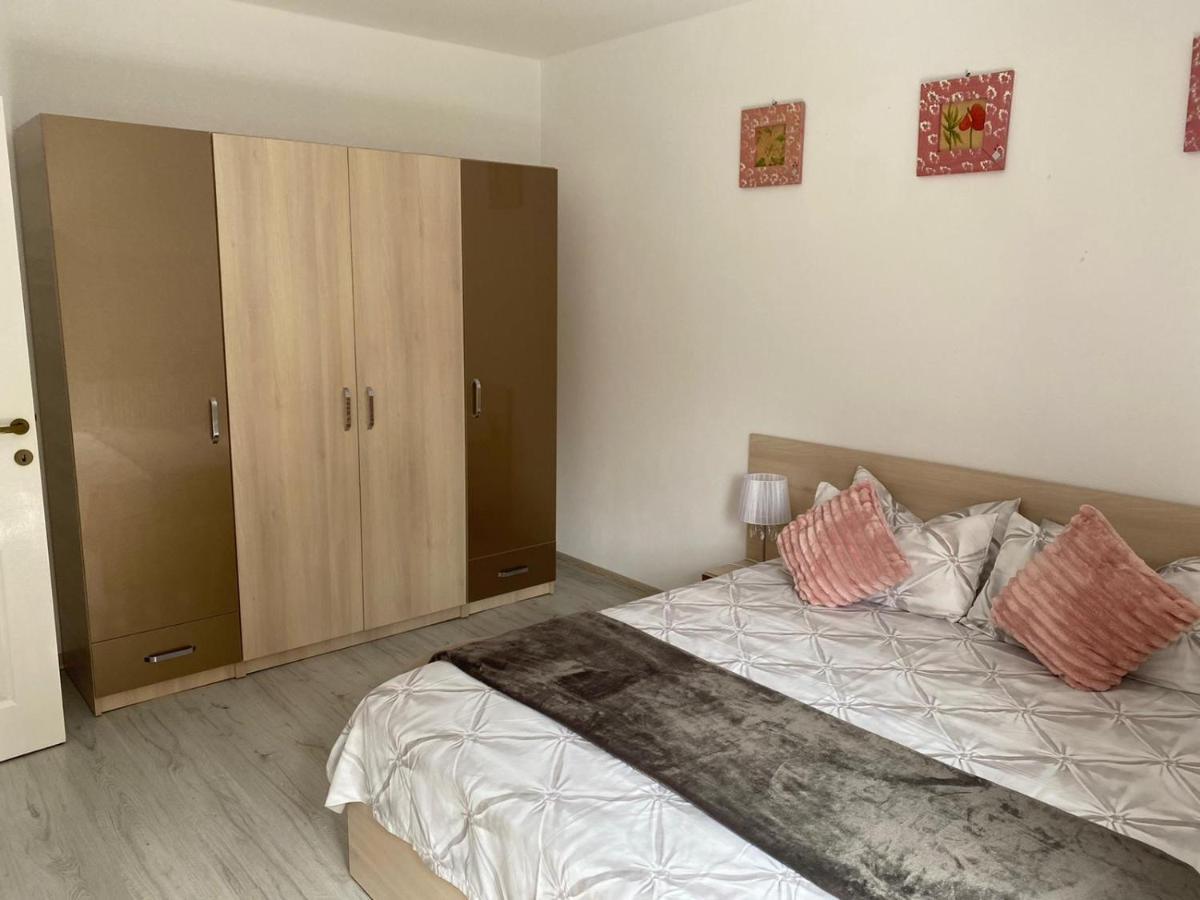 Rebeca Apartament Lugos Kültér fotó